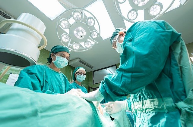 Chirurg jako nejlépe placená práce na světě